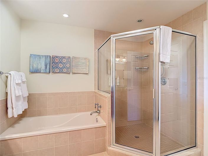 Image No.20-3 Bed Property for sale