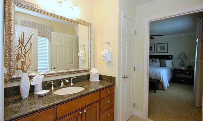 Image No.9-3 Bed Property for sale