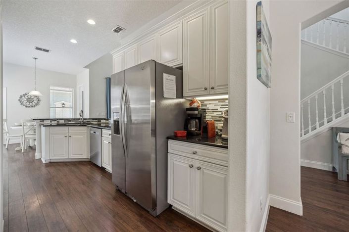 Image No.14-5 Bed Property for sale