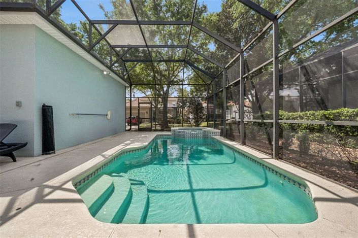 Image No.23-5 Bed Property for sale