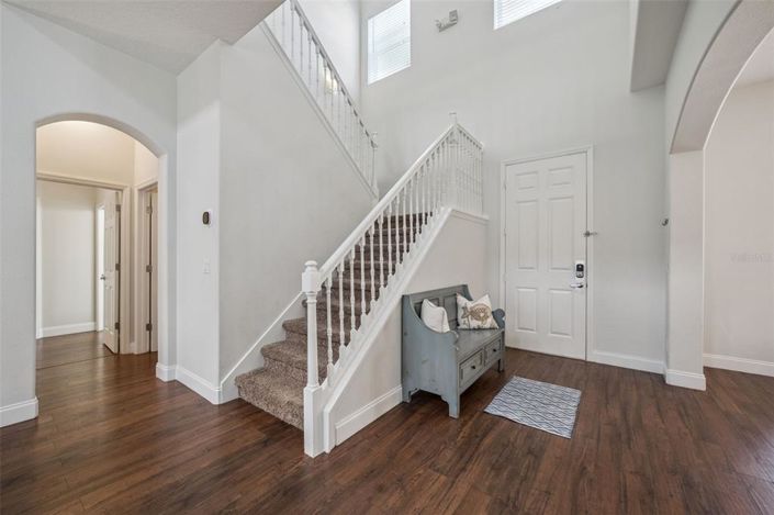 Image No.30-5 Bed Property for sale