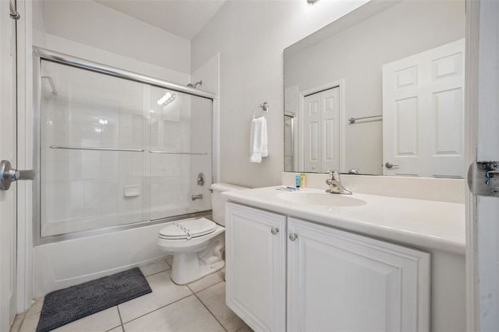 Image No.34-5 Bed Property for sale