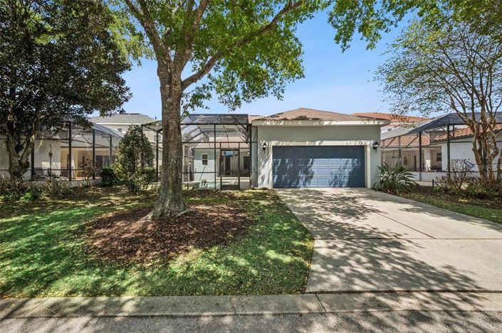 Image No.40-5 Bed Property for sale