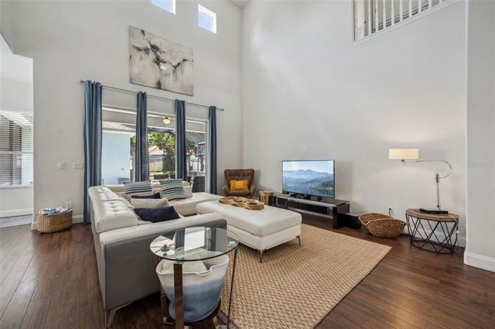 Image No.5-5 Bed Property for sale