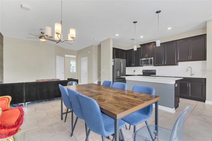 Image No.8-3 Bed Townhouse for sale