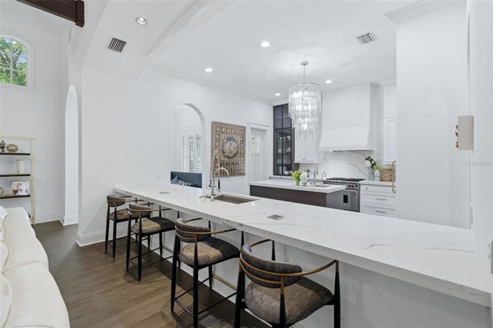 Image No.23-4 Bed Property for sale