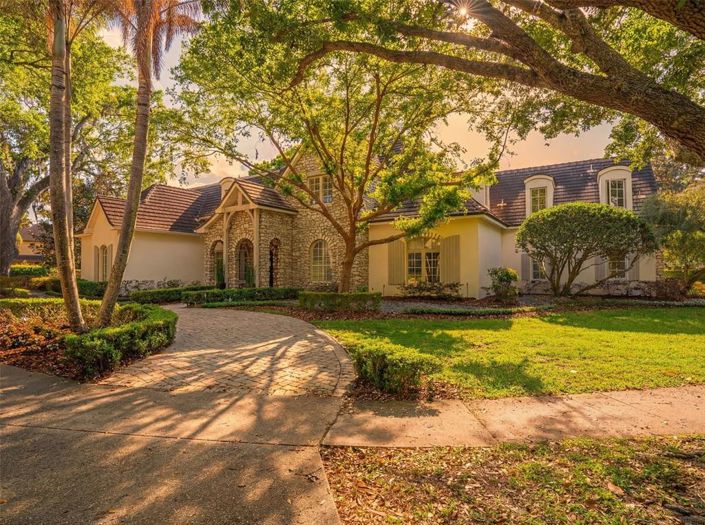 Image No.3-4 Bed Property for sale