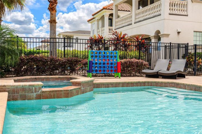 Image No.17-5 Bed Property for sale