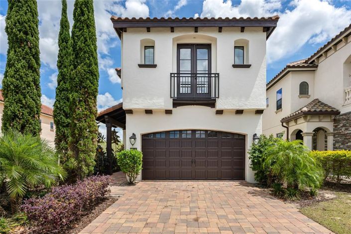 Image No.2-5 Bed Property for sale