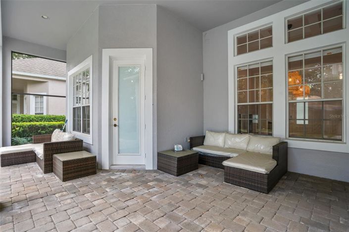 Image No.38-5 Bed Property for sale