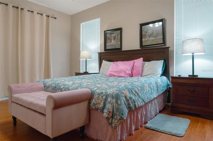 Image No.21-5 Bed Property for sale