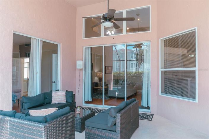 Image No.27-5 Bed Property for sale