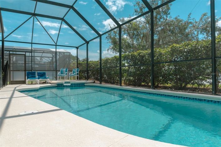 Image No.30-5 Bed Property for sale