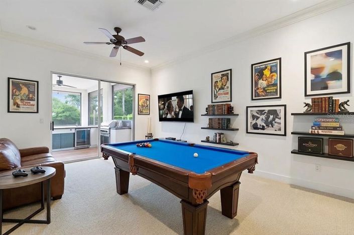 Image No.35-5 Bed Property for sale