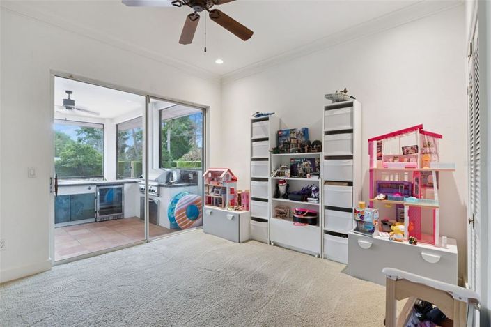 Image No.36-5 Bed Property for sale