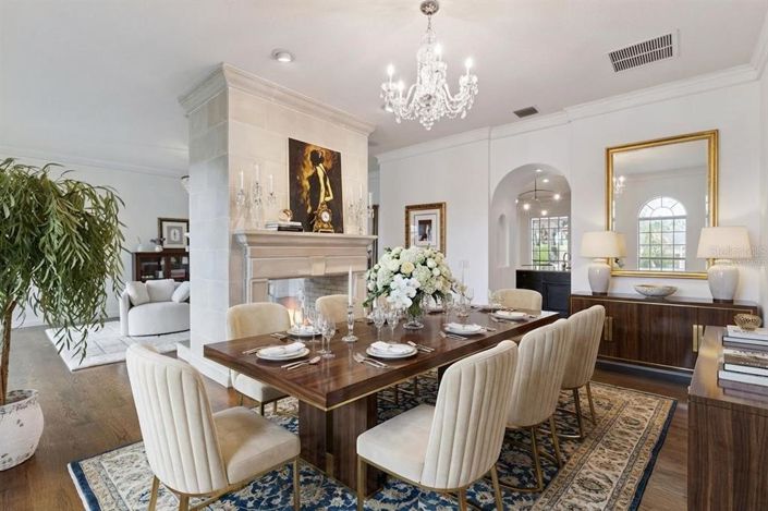 Image No.7-5 Bed Property for sale