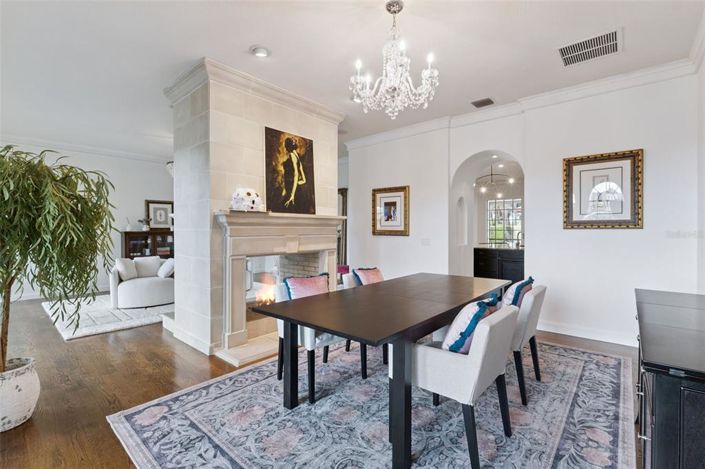 Image No.8-5 Bed Property for sale