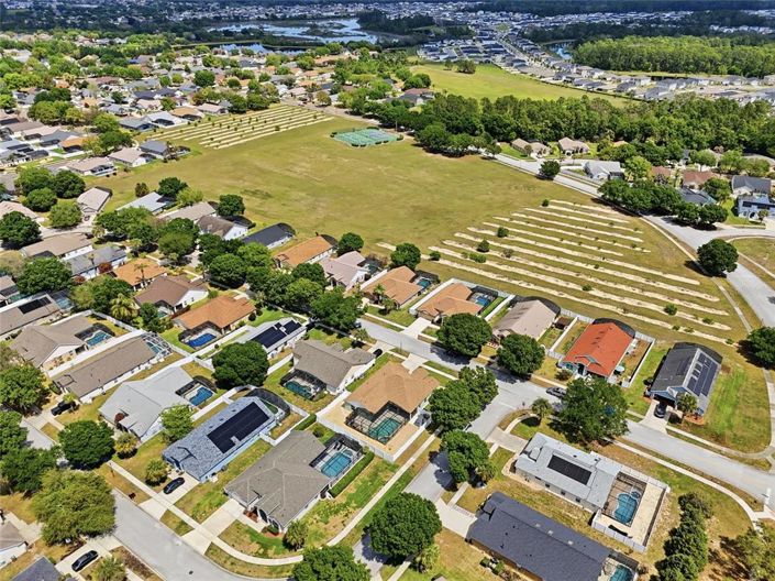 Image No.48-Propriété de 5 chambres à vendre à Clermont