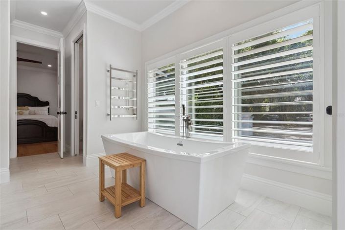 Image No.15-3 Bed Property for sale