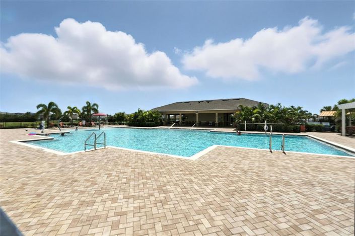 Image No.29-3 Bed Property for sale