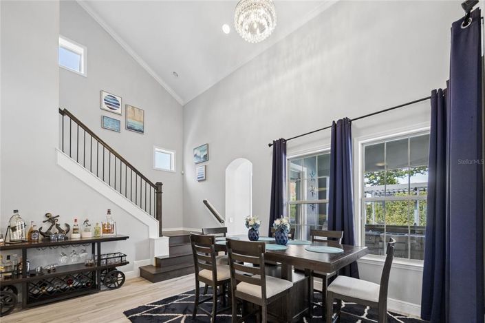 Image No.14-5 Bed Property for sale