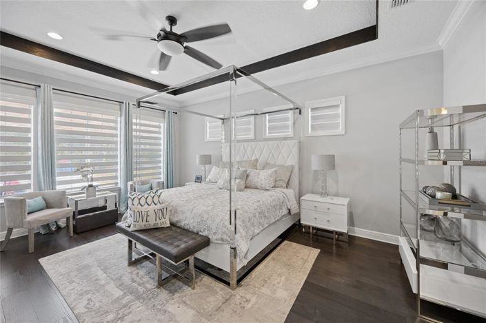 Image No.22-5 Bed Property for sale