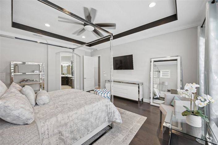 Image No.23-5 Bed Property for sale