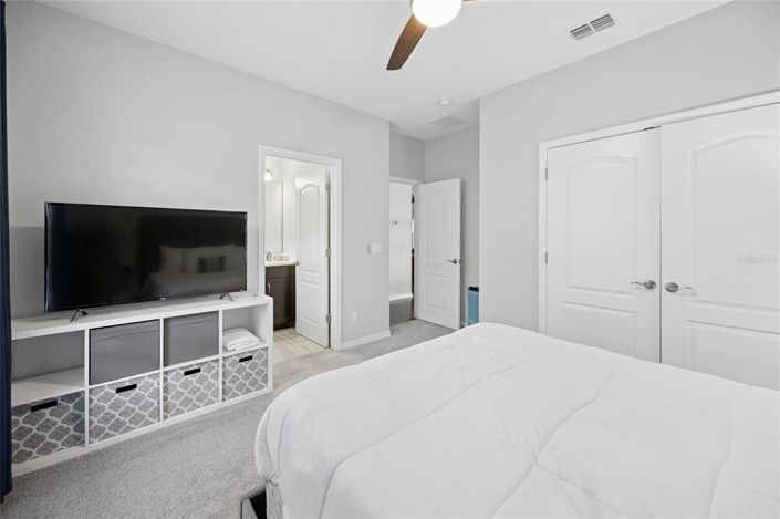 Image No.39-5 Bed Property for sale