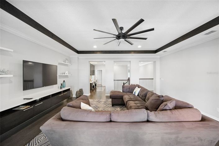 Image No.44-5 Bed Property for sale