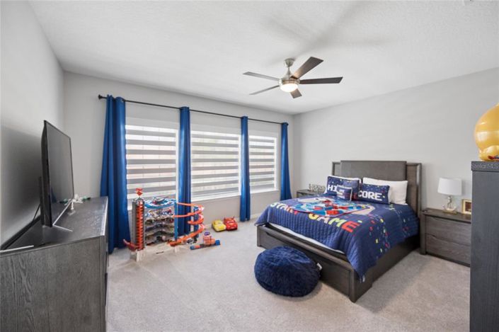 Image No.47-5 Bed Property for sale