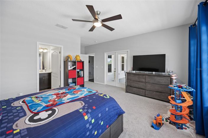 Image No.48-5 Bed Property for sale