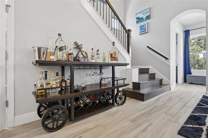 Image No.58-5 Bed Property for sale