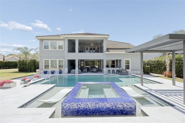 Image No.7-5 Bed Property for sale