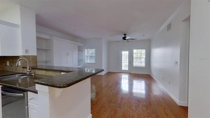 Image No.2-Propriété de 1 chambre à vendre à Celebration