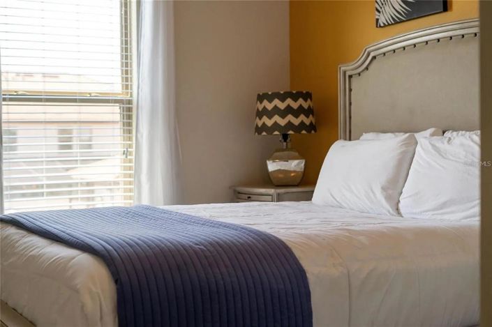 Image No.23-5 Bed Townhouse for sale