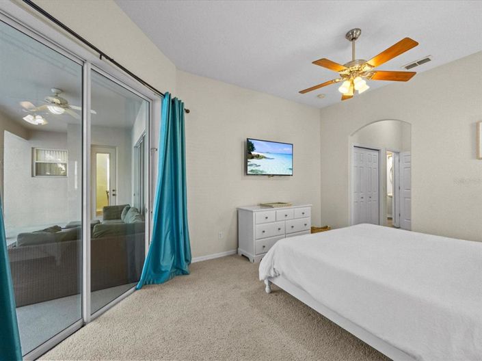 Image No.16-5 Bed Property for sale