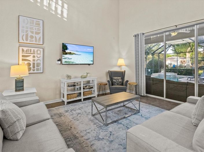 Image No.2-5 Bed Property for sale