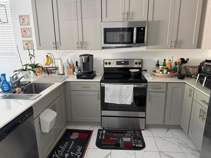 Image No.4-3 Bed Townhouse for sale