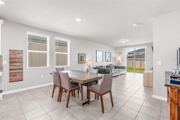 Image No.17-3 Bed Property for sale