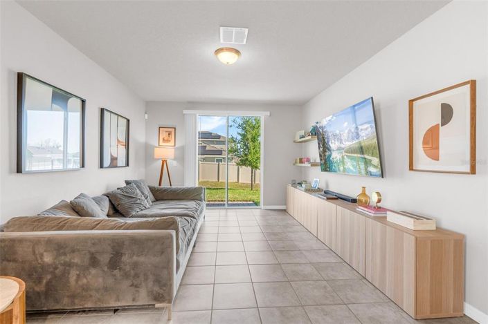 Image No.21-3 Bed Property for sale