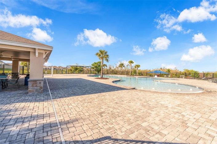 Image No.38-3 Bed Property for sale