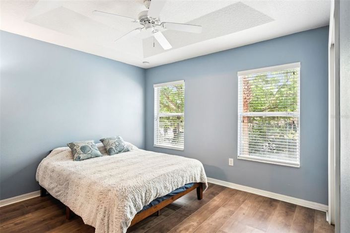 Image No.17-3 Bed Townhouse for sale