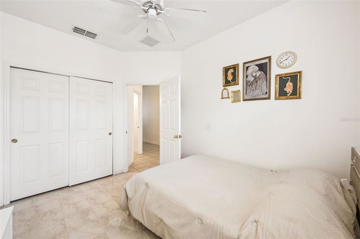 Image No.20-3 Bed Townhouse for sale