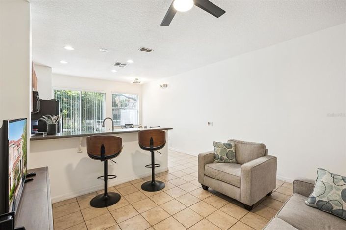 Image No.7-3 Bed Townhouse for sale