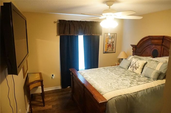 Image No.14-5 Bed Property for sale