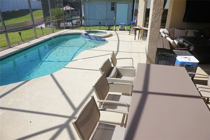 Image No.3-5 Bed Property for sale