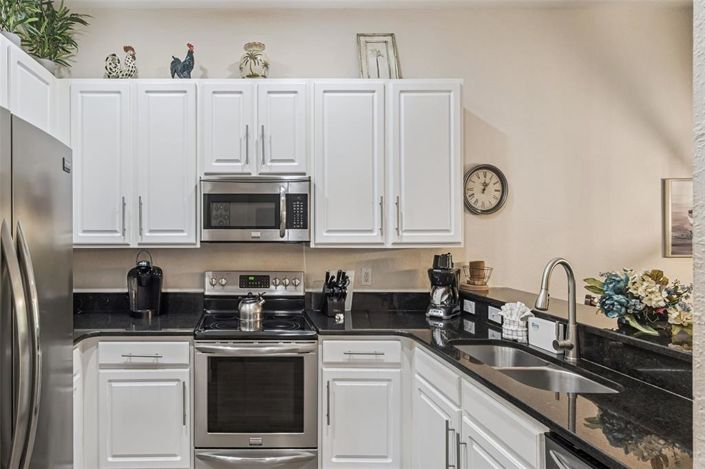 Image No.14-3 Bed Property for sale