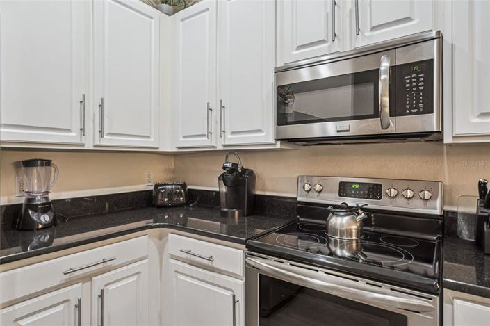 Image No.15-3 Bed Property for sale