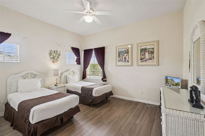 Image No.22-3 Bed Property for sale