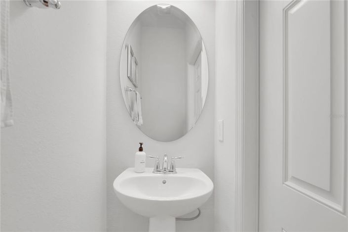 Image No.12-5 Bed Townhouse for sale